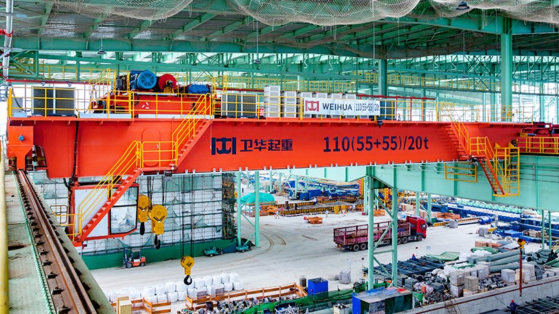bwin·必赢110t超高温板坯搬运起重机.jpg